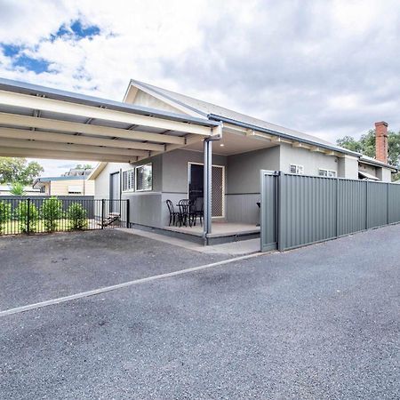 הוילה South Dubbo Hideaway - Pet Friendly מראה חיצוני תמונה